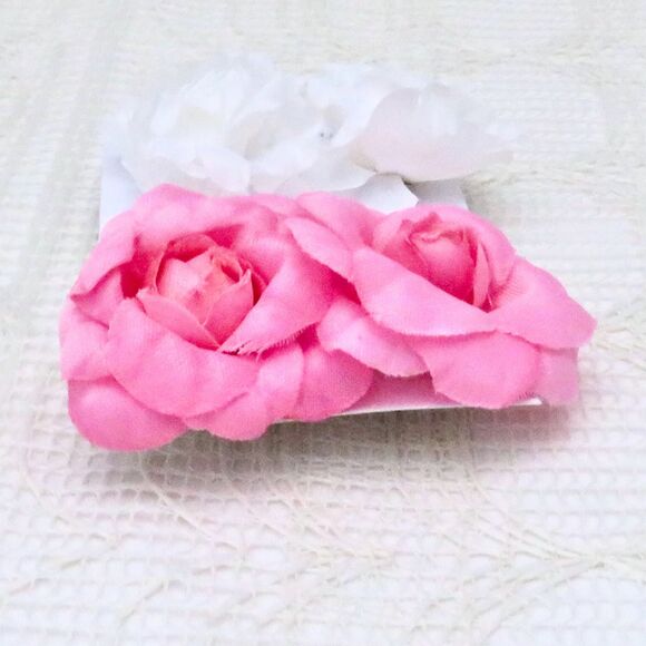 Pink and White Flower Post Earrings for Women in Spring, Gift for Woman - Picture 2 of 6